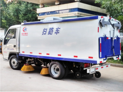 福田小型扫路车 高效清洁与路面养护的一体化环卫解决方案